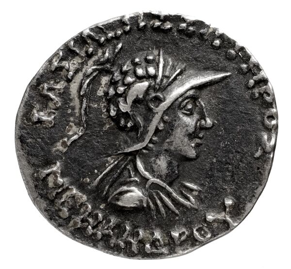 Bactrian and Indo-Greek Coinage Menander I 14.7, аверс, bnf-bigr