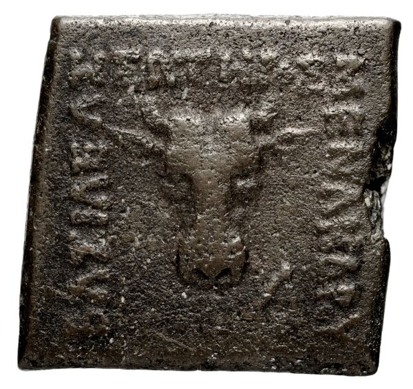Bactrian and Indo-Greek Coinage Menander I 27.2, аверс, bnf-bigr