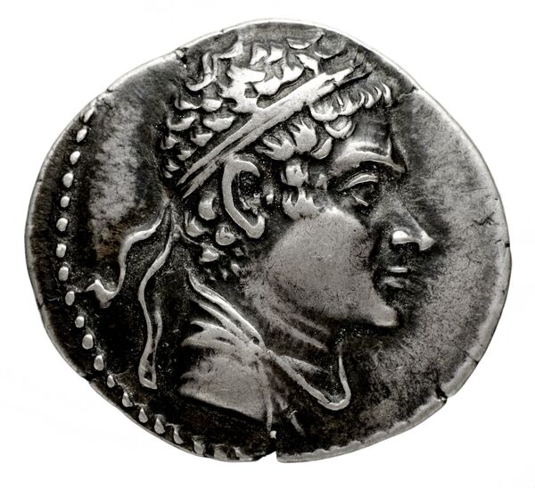 Bactrian and Indo-Greek Coinage Agathocles 2.1, аверс, bnf-bigr