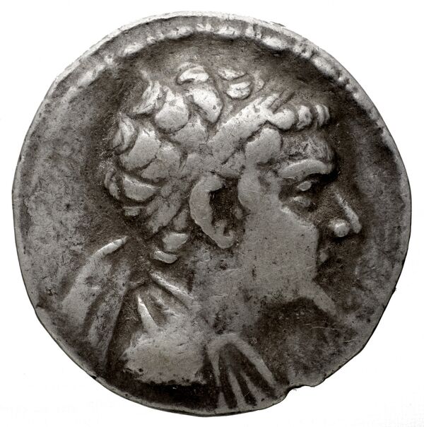 Bactrian and Indo-Greek Coinage Eucratides II 1.9, аверс, bnf-bigr