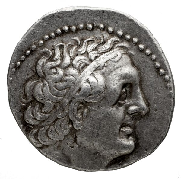 Coins of the Ptolemaic Empire Vol. I, Part 1, no. 819, obverse, bnf-hrc