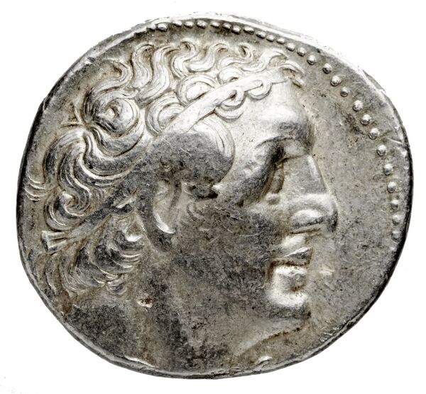 Coins of the Ptolemaic Empire Vol. I, Part 1, no. 616, аверс, bnf-hrc