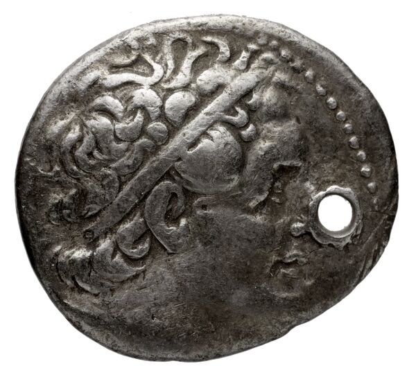 Coins of the Ptolemaic Empire Vol. I, Part 1, no. 946, аверс, bnf-hrc