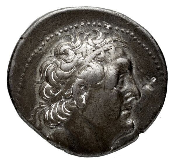 Coins of the Ptolemaic Empire Vol. I, Part 1, no. 524, аверс, bnf-hrc