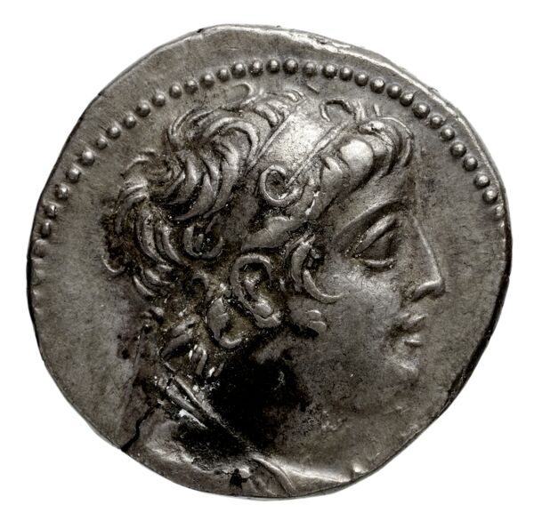 obverse Seleucid Coins (part 2) 1954.7a