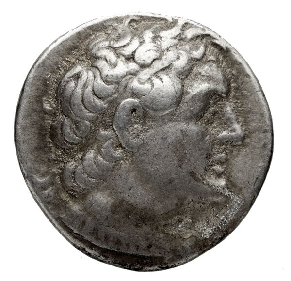 Coins of the Ptolemaic Empire Vol. I, Part 1, no. 455, аверс, bnf-hrc