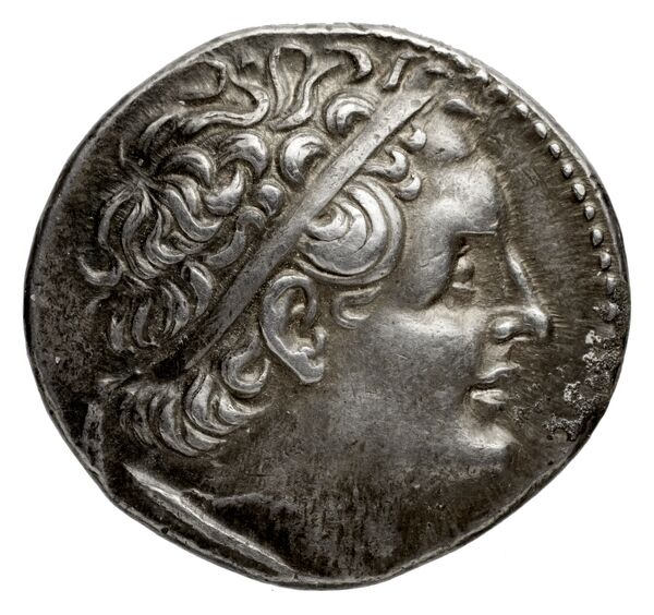 Coins of the Ptolemaic Empire Vol. I, Part 1, no. 954, аверс, bnf-hrc