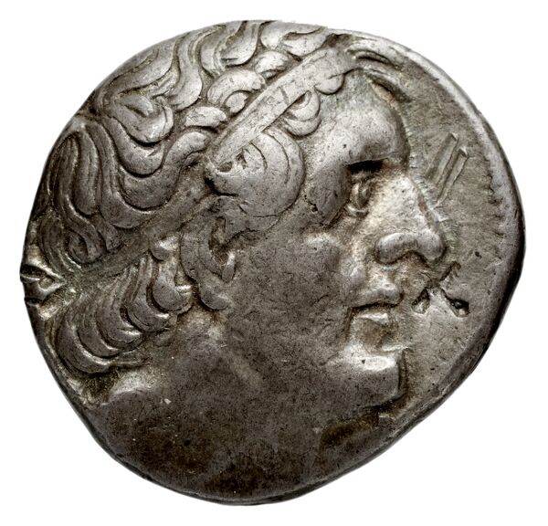 Coins of the Ptolemaic Empire Vol. I, Part 1, no. 552, аверс, bnf-hrc