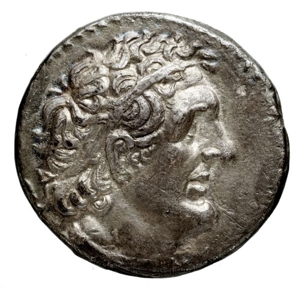 Coins of the Ptolemaic Empire Vol. I, Part 1, no. 510, аверс, bnf-hrc