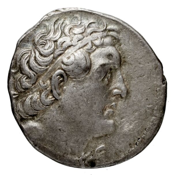 Coins of the Ptolemaic Empire Vol. I, Part 1, no. 521, аверс, bnf-hrc