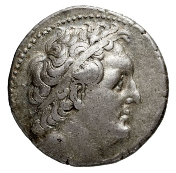 Coins of the Ptolemaic Empire Vol. I, Part 1, no. 523, аверс, bnf-hrc