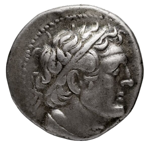Птолемей III Эвергет obv