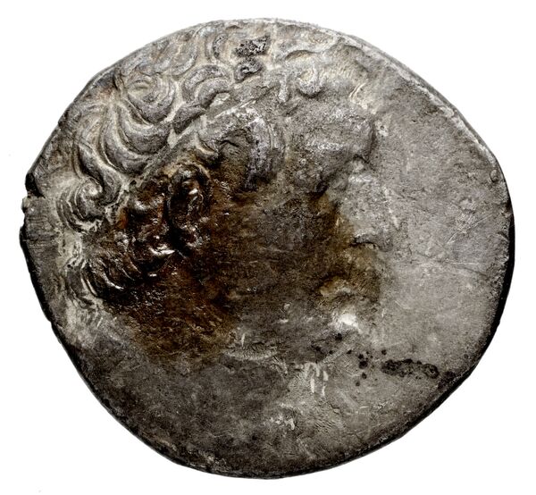 Coins of the Ptolemaic Empire Vol. I, Part 1, no. 521, аверс, bnf-hrc