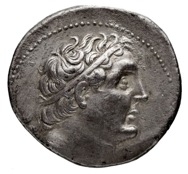 Coins of the Ptolemaic Empire Vol. I, Part 1, no. 473, obverse, bnf-hrc