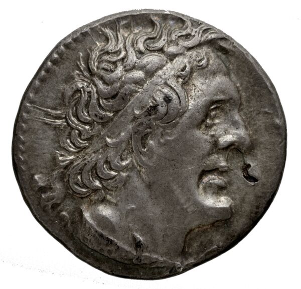 Coins of the Ptolemaic Empire Vol. I, Part 1, no. 132, аверс, bnf-hrc