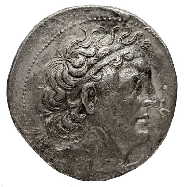 Coins of the Ptolemaic Empire Vol. I, Part 1, no. 461, аверс, bnf-hrc