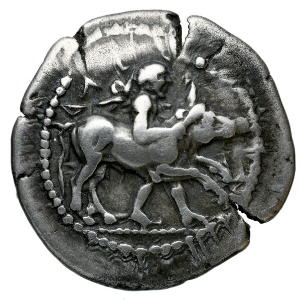 Pherae BMC Pherae 1-2, аверс, bnf-iris