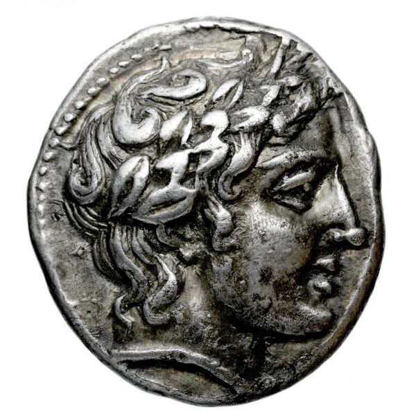 Chalcidian League Olynthus Robinson /Clement 1938 Group A-M, tetradrachms and tetrobols, аверс, bnf-iris