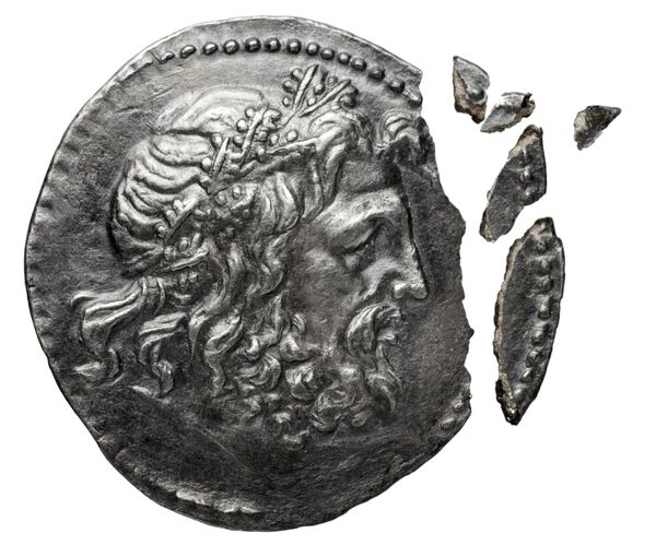 аверс Macedonian first region Amphipolis Kremydi 2009 1-9