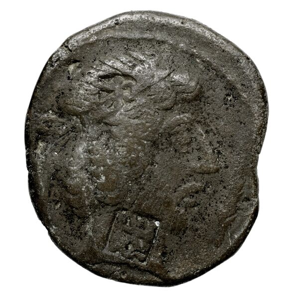 Attambelus IV of Characene Charax Spasinou BMC Characene pl. 43, 8 - 44, 3, аверс, bnf-iris