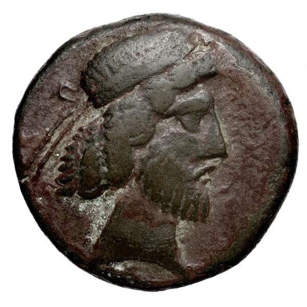 Attambelus IV of Characene Charax Spasinou BMC Characene pl. 43, 8 - 44, 3, аверс, bnf-iris