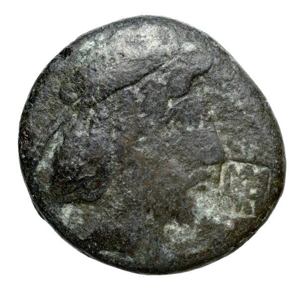Attambelus IV of Characene Charax Spasinou BMC Characene pl. 43, 8 - 44, 3, аверс, bnf-iris