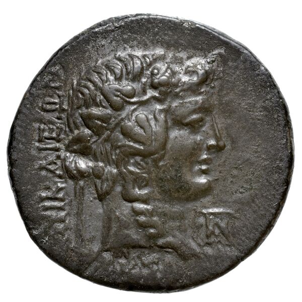C. Papirius Carbo Nicaea Waddington 1910 5-7, obverse, bnf-iris