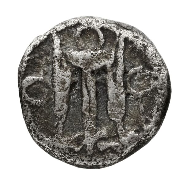 obverse Croton Historia Numorum Italy 2133