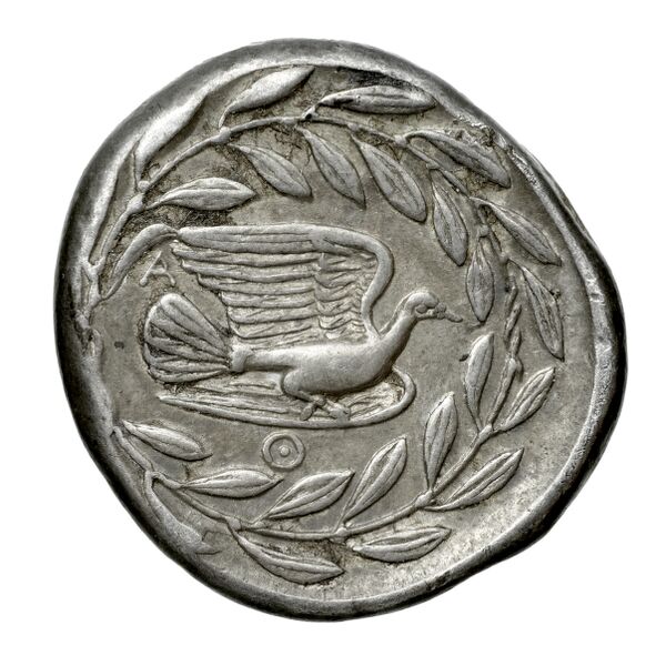 Leucae Kinns, Studies in Greek Personal Names presented to Elaine Matthews, 2010 Bronze A, реверс, bnf-iris