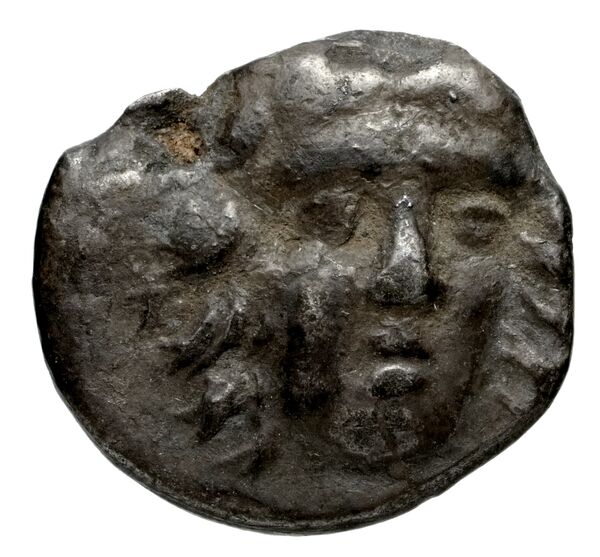 Magnesia ad Maeandrum BMC Magnesia 14, obverse, bnf-iris