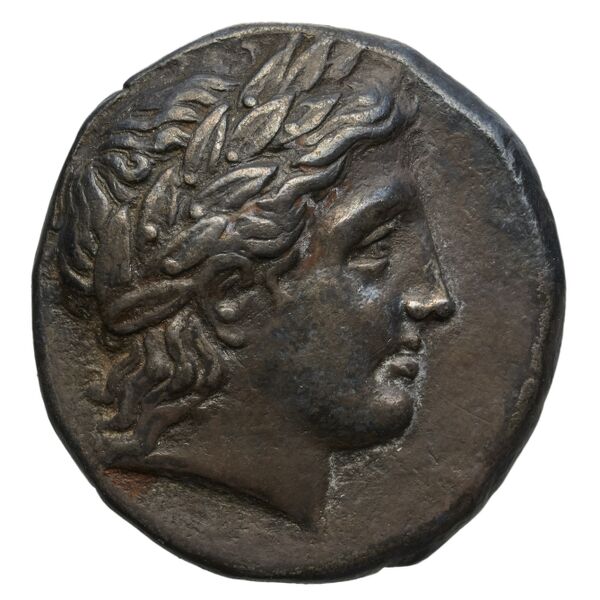 Chalcidian League Olynthus Robinson /Clement 1938 Group N-X, tetradrachms and tetrobols, аверс, bnf-iris