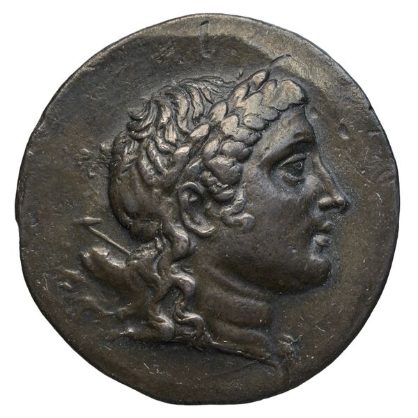 Aegae, Aeolis BMC Aegae 9, obverse, bnf-iris