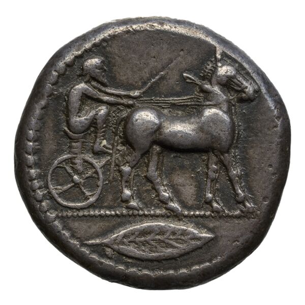 аверс Rhegium Historia Numorum Italy 2472-2474