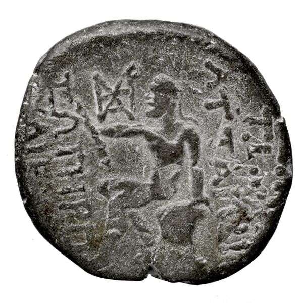 Attambelus II of Characene Charax Spasinou BMC Characene pl. 43, 4-6, реверс, bnf-iris