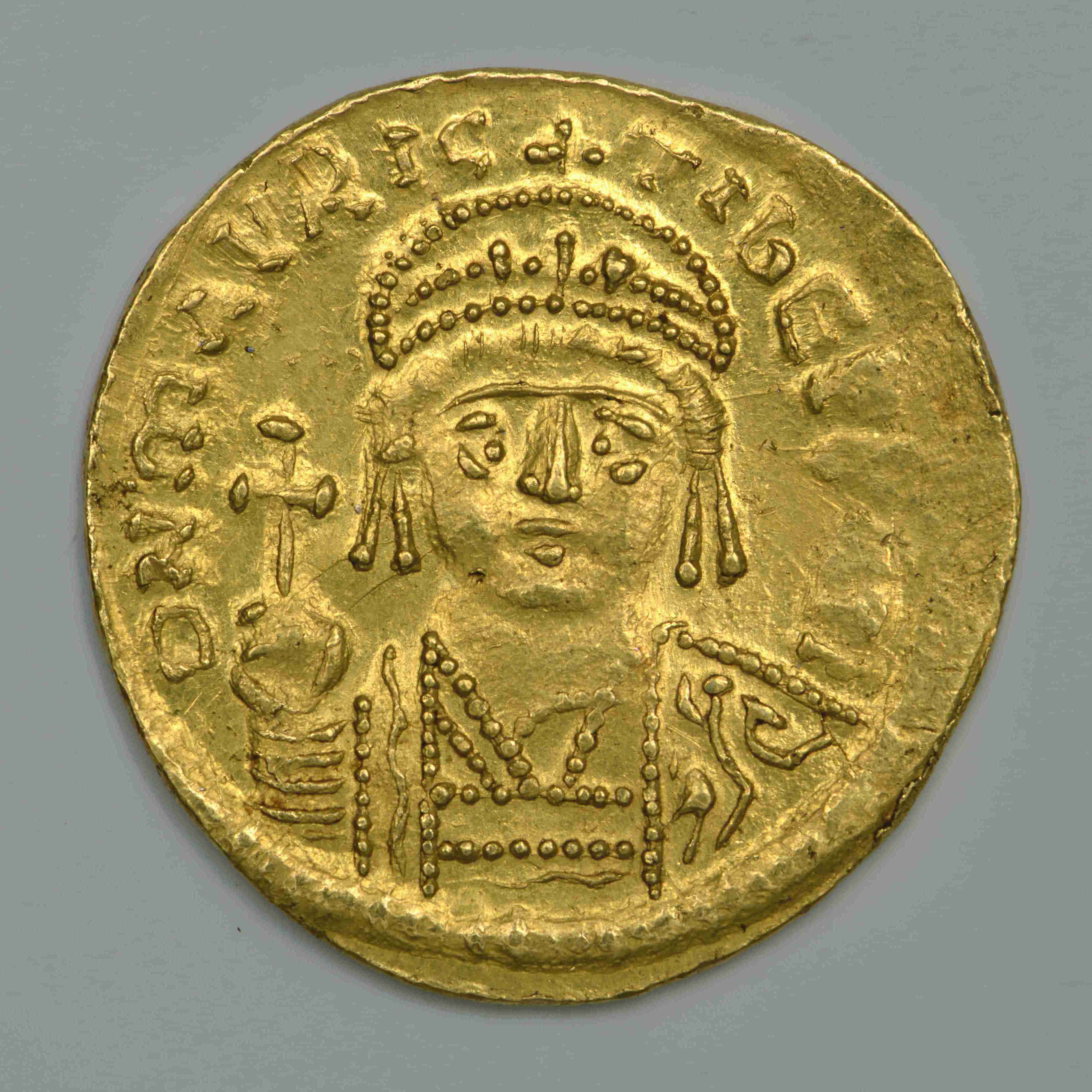 аверс Maurice Tiberius — Solidus (Constantinople, 583)