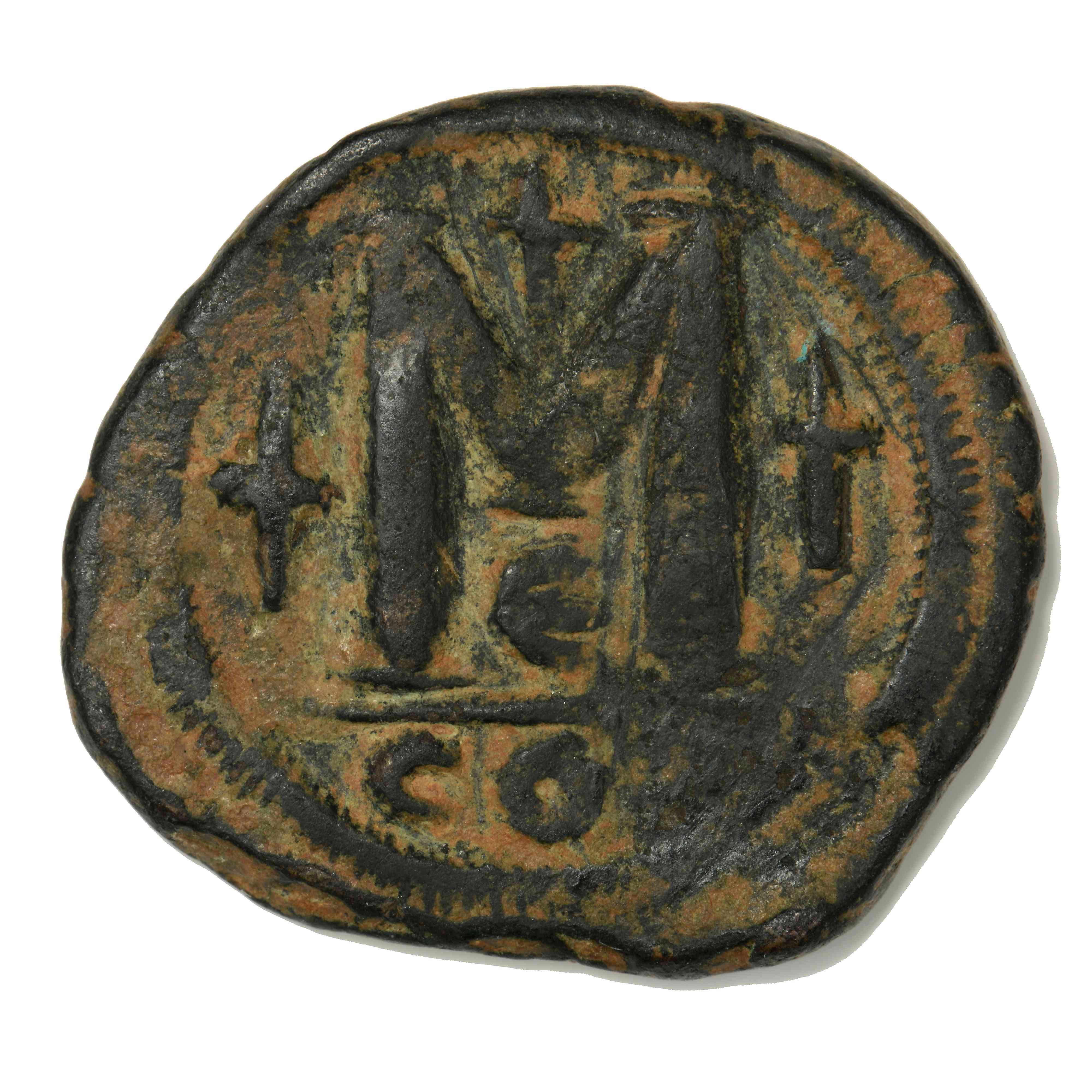 Justinian I — Follis (Constantinople, 558–559), реверс, do_byzant