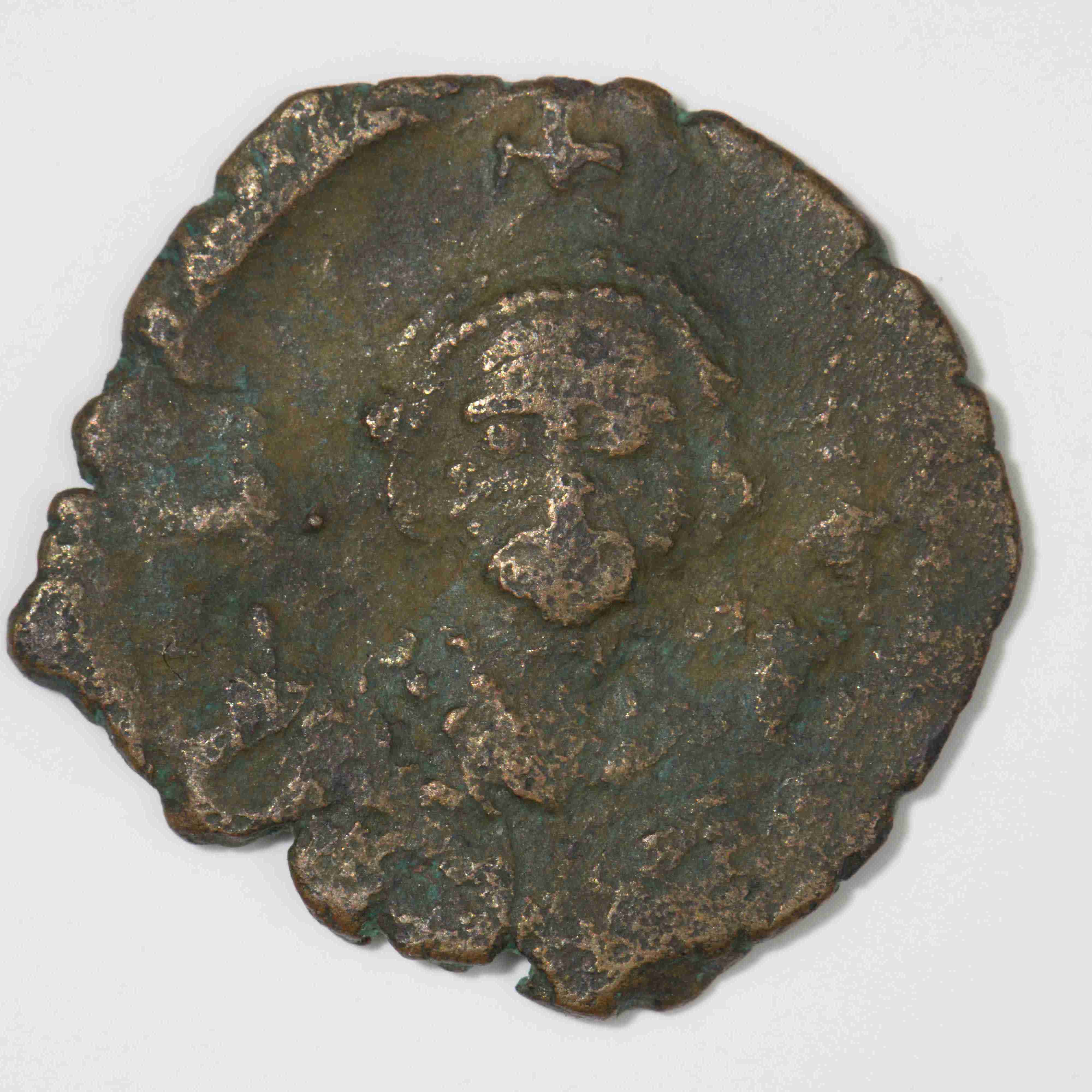аверс Philippikos — Half Follis (Constantinople, 712–713)