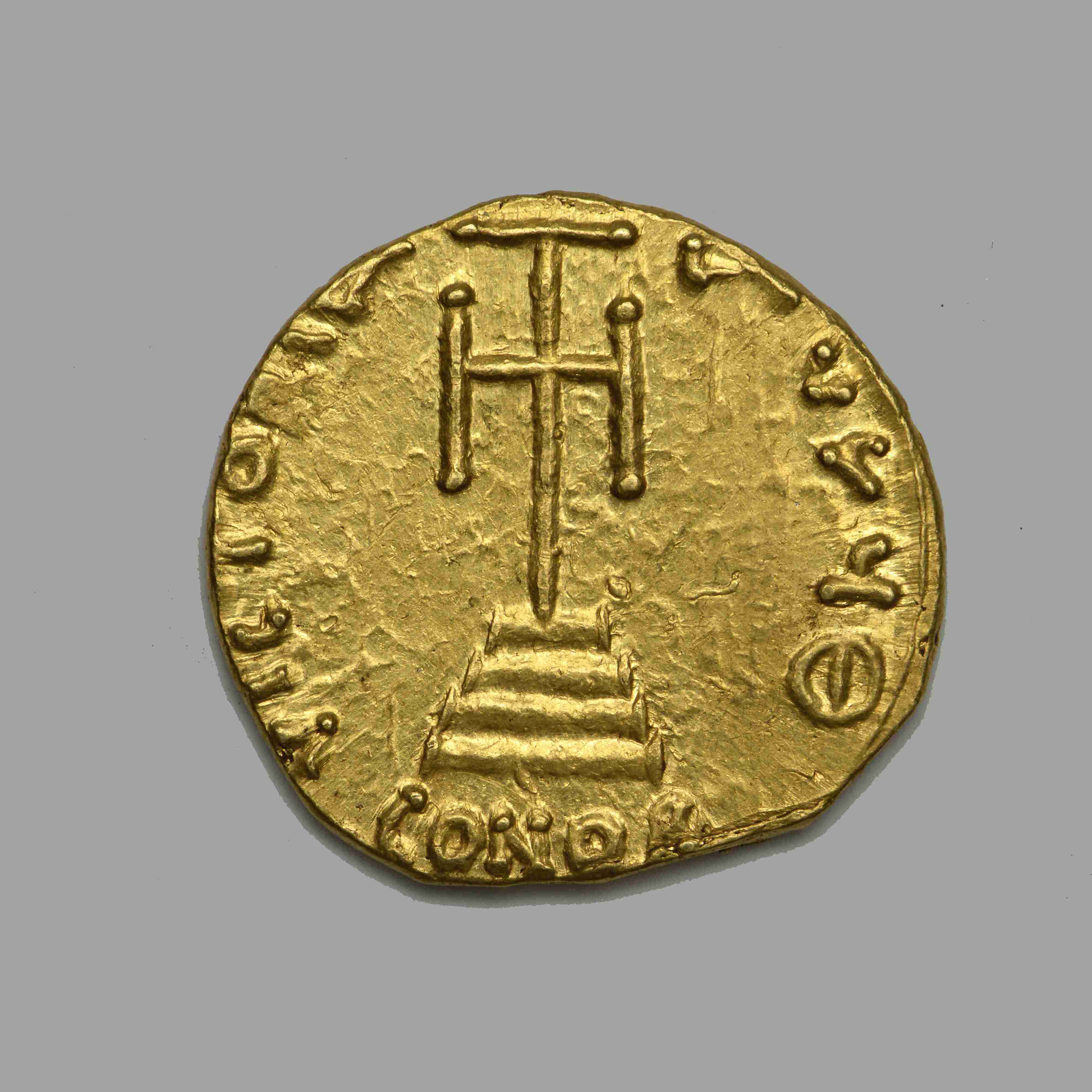 реверс Justinian II — Solidus (Syracuse, 685)