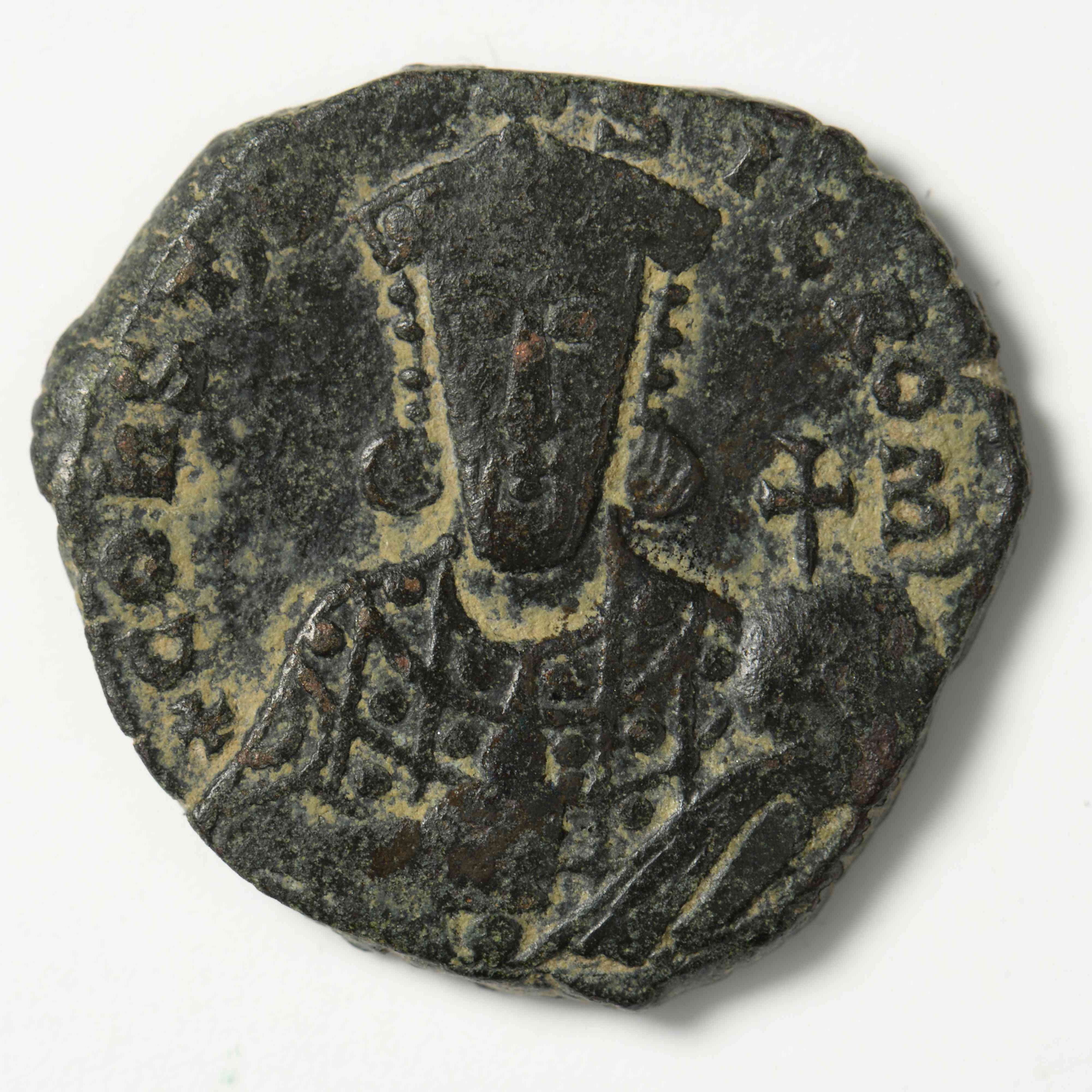Constantine VII — Follis (Constantinople, 913), аверс, do_byzant