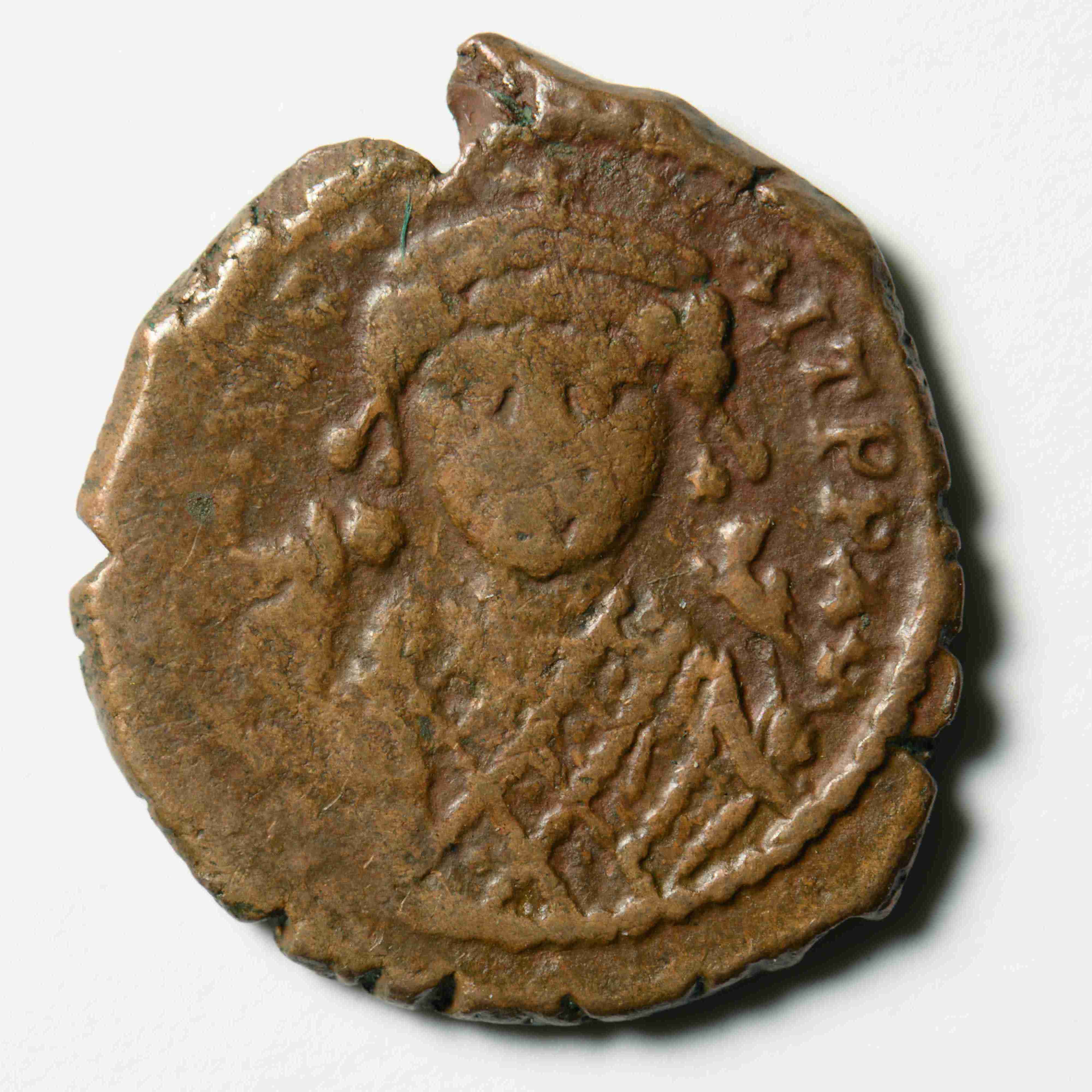Tiberios II Constantine obv