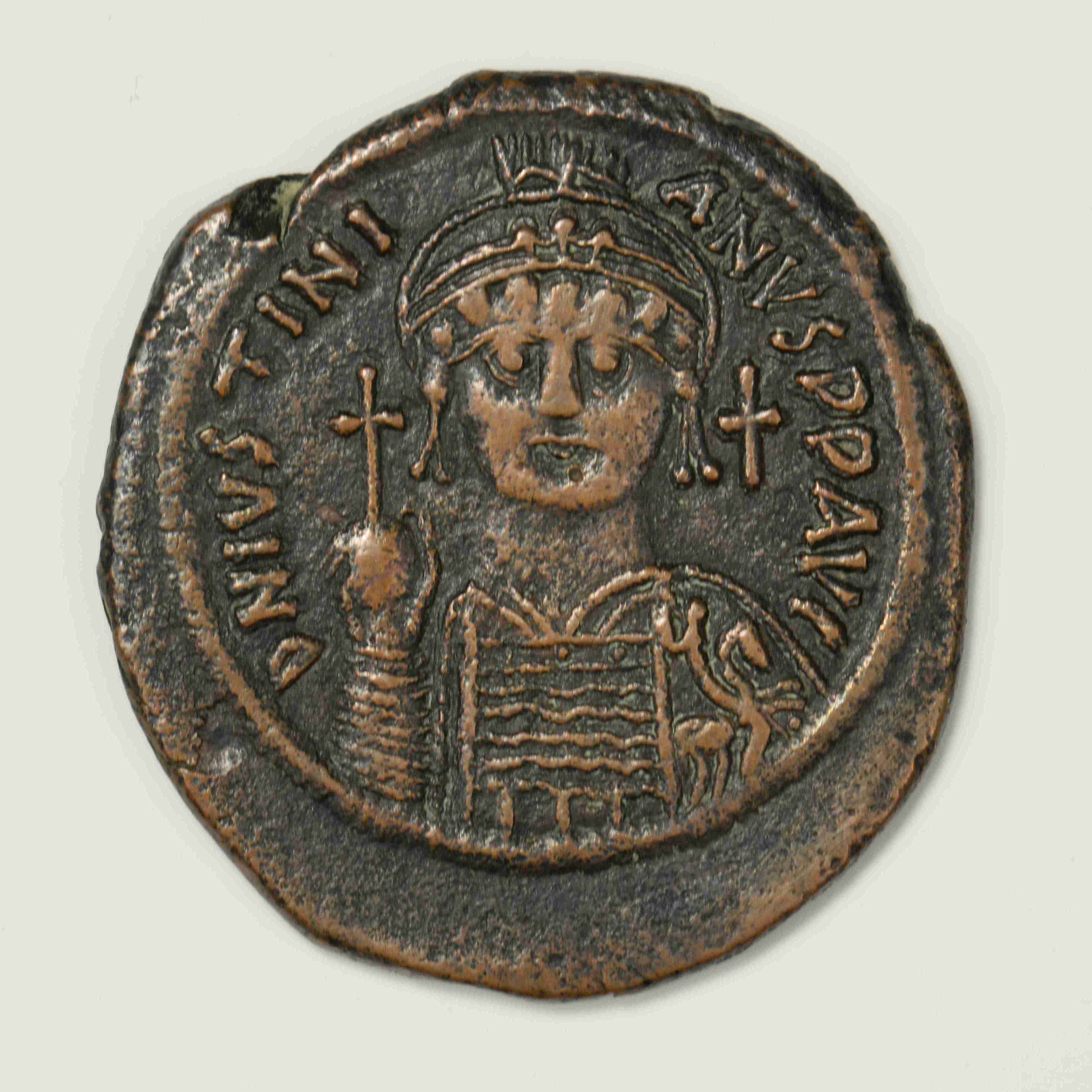 Justinian I — Follis (Nikomedeia, 555–556), аверс, do_byzant