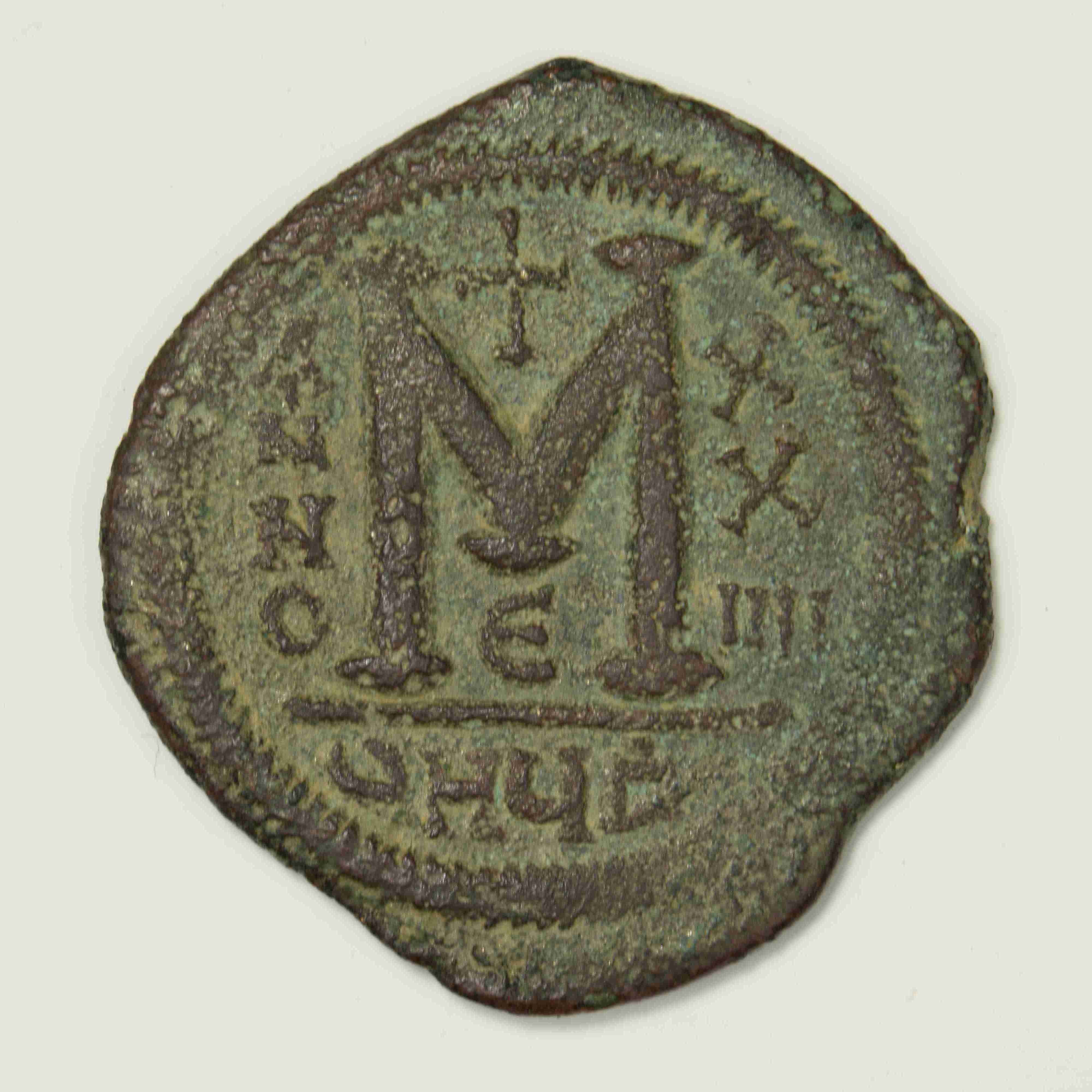 Justinian I — Follis (Antioch, 560–561), реверс, do_byzant