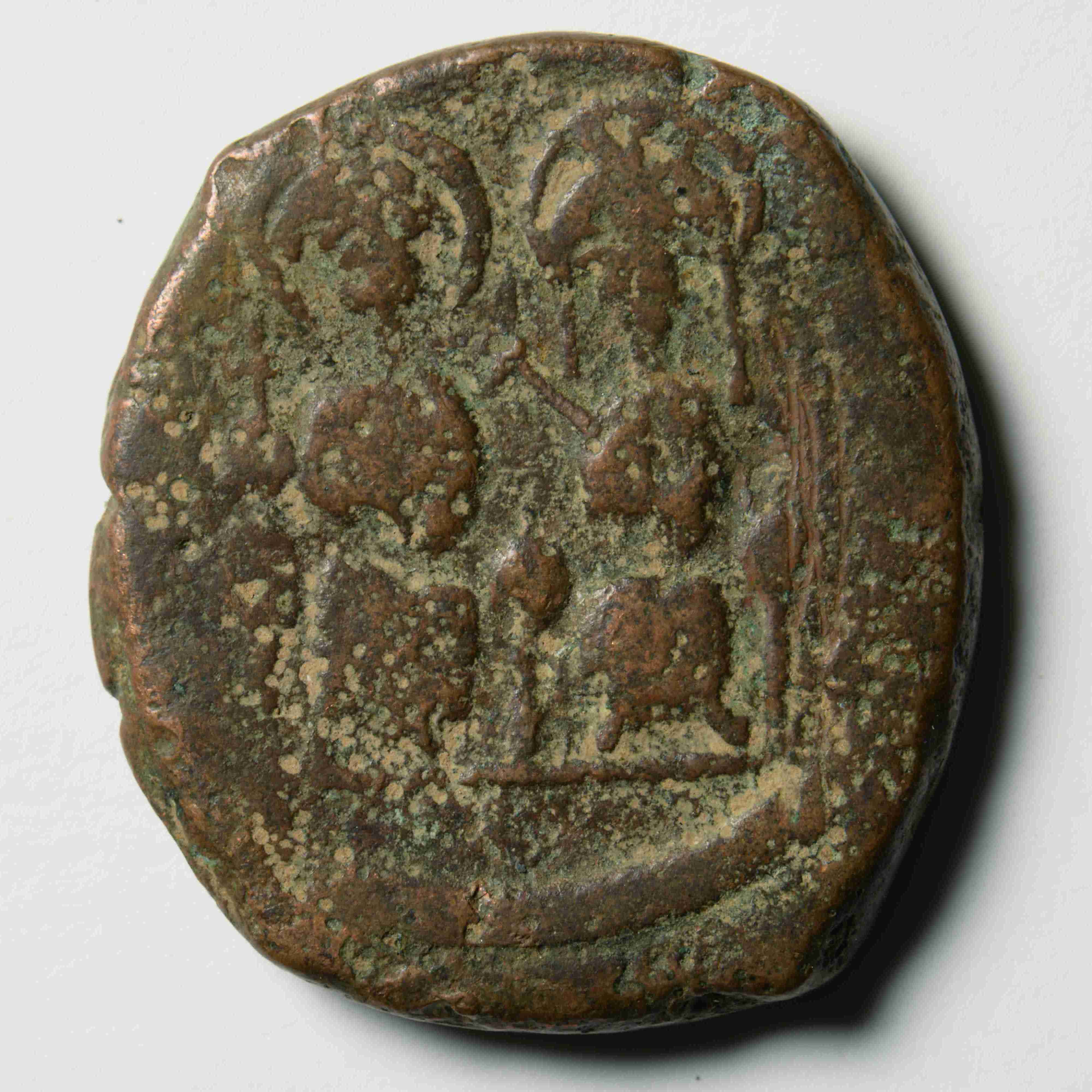 Justin II — Follis (Constantinople, 567–568), аверс, do_byzant