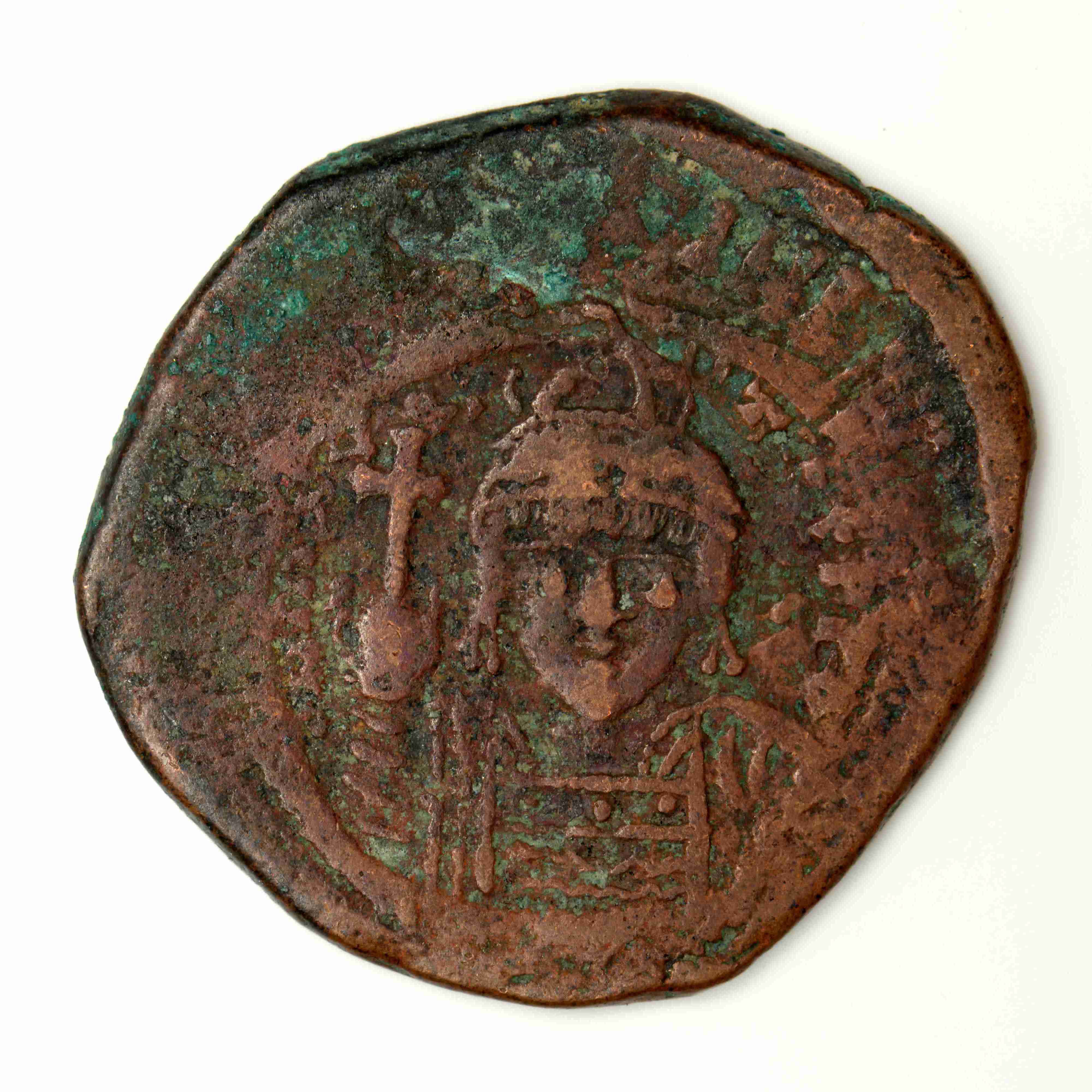 Maurice Tiberius — Follis (Constantinople, 586–587), аверс, do_byzant