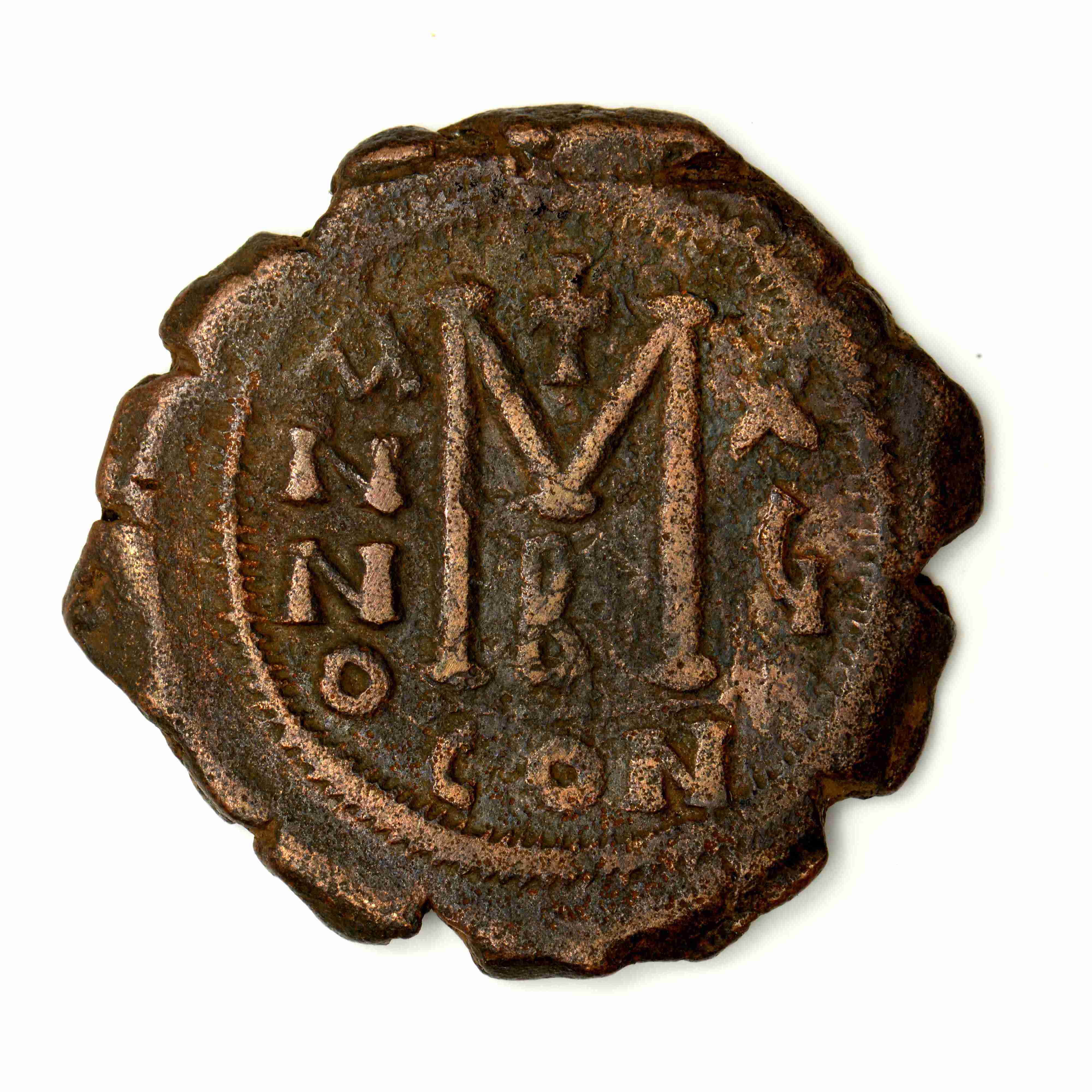 Maurice Tiberius — Follis (Constantinople, 586–587), реверс, do_byzant