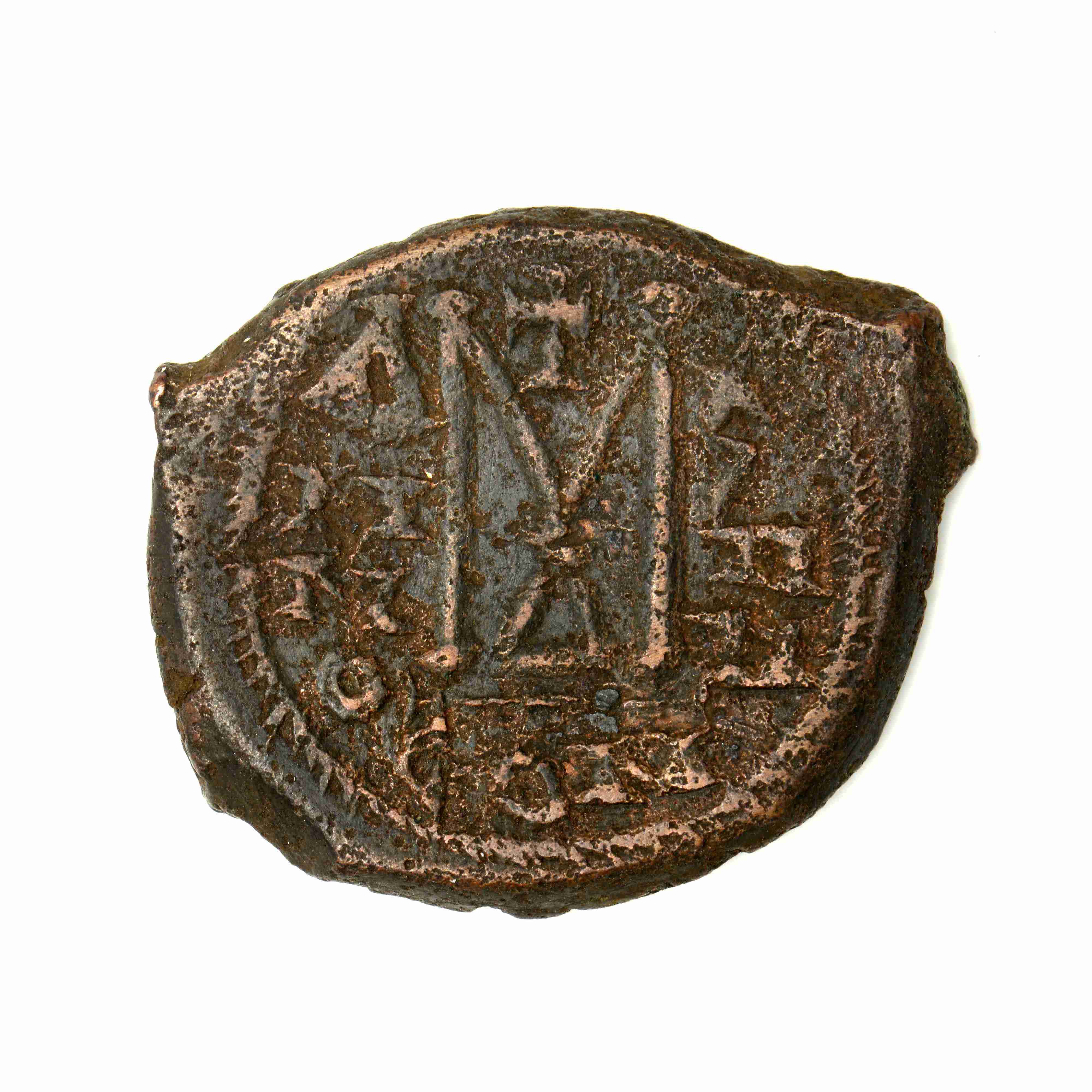 Maurice Tiberius — Follis (Constantinople, 586–587), реверс, do_byzant