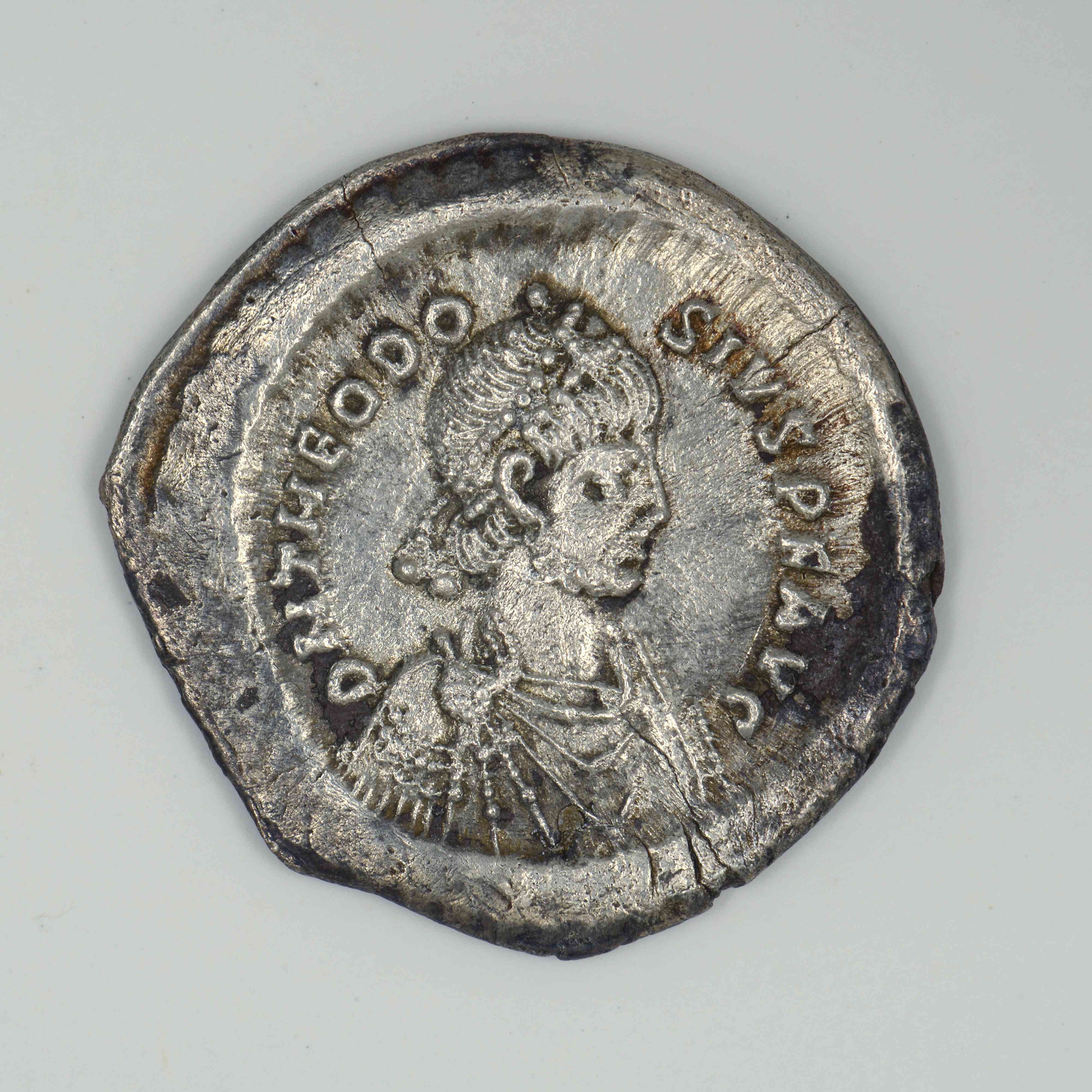 obverse Theodosius II — Heavy Miliarense (Constantinople, 408)
