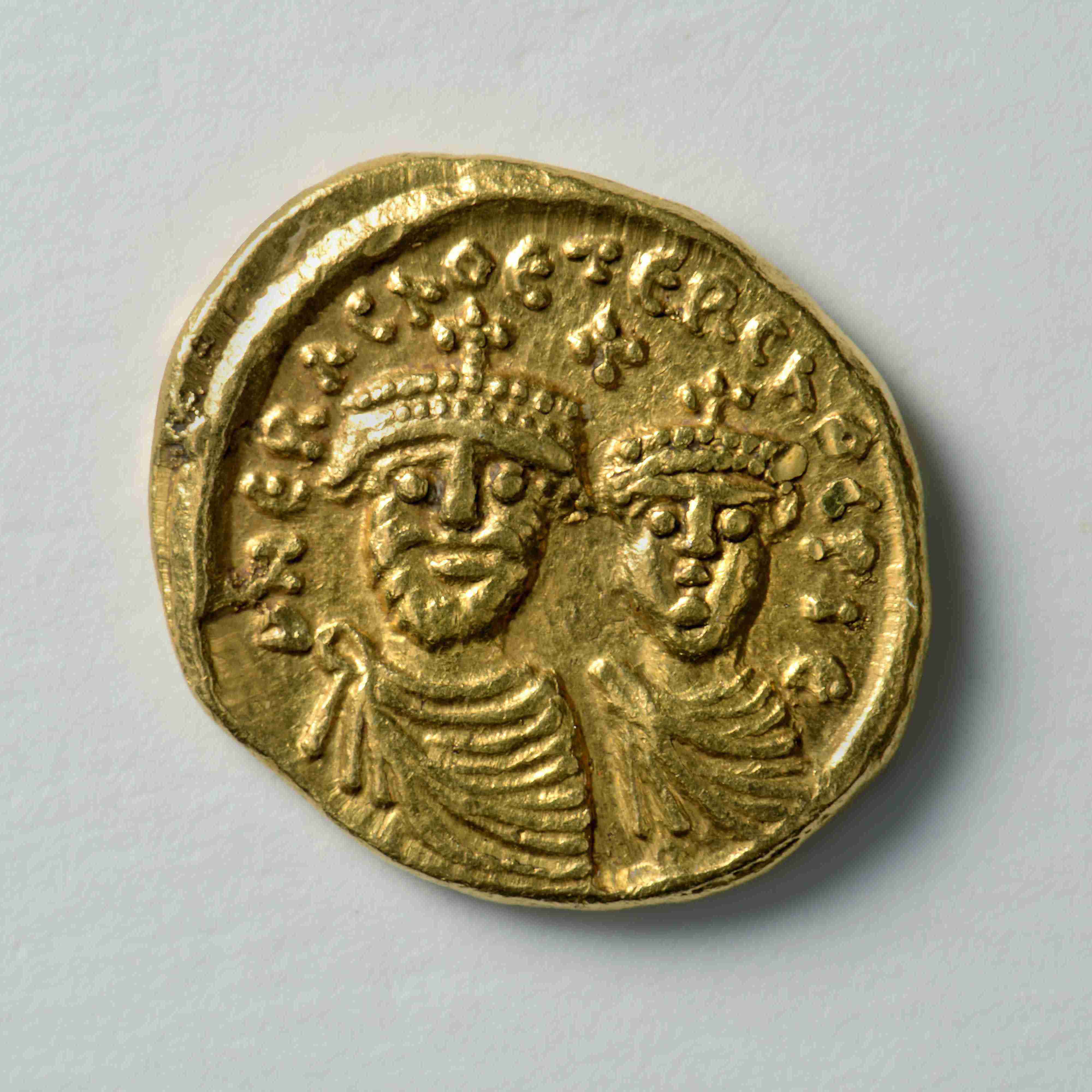 аверс Heraclius — Solidus (Uncertain Mint, 626–627)