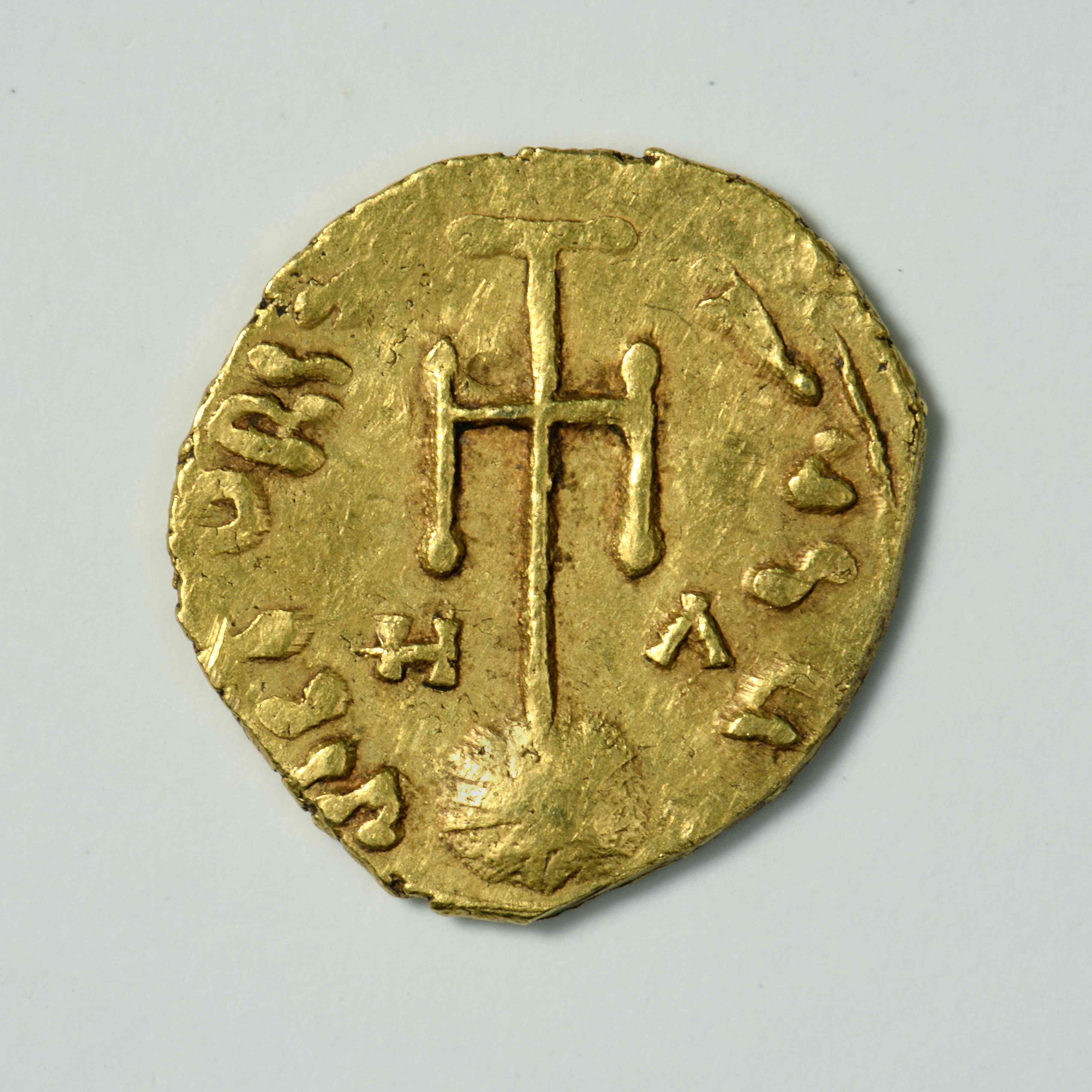 реверс Tiberios III — Semissis (Syracuse, 698)