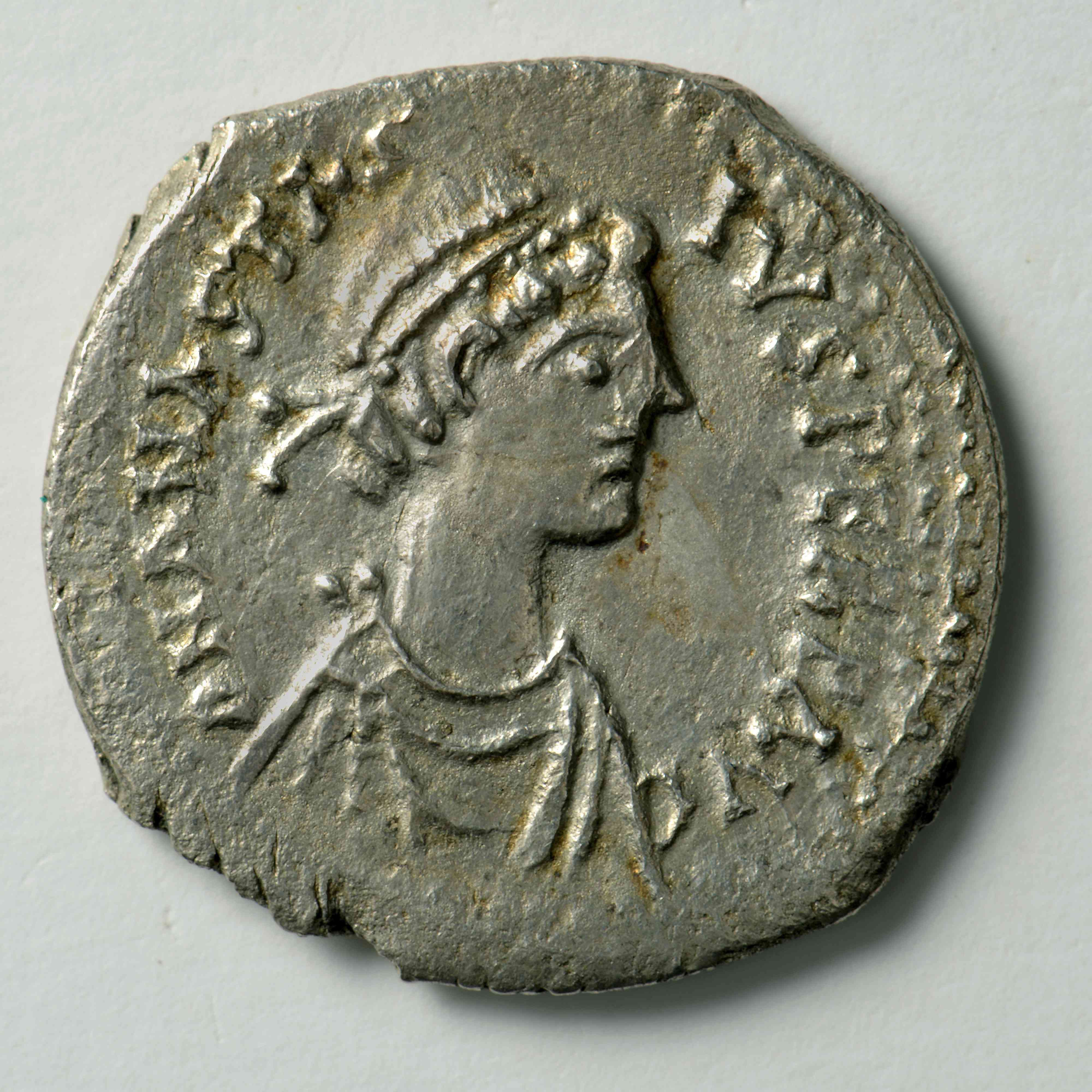 аверс Anastasios I — Light Miliarense (Thessalonike, 491)